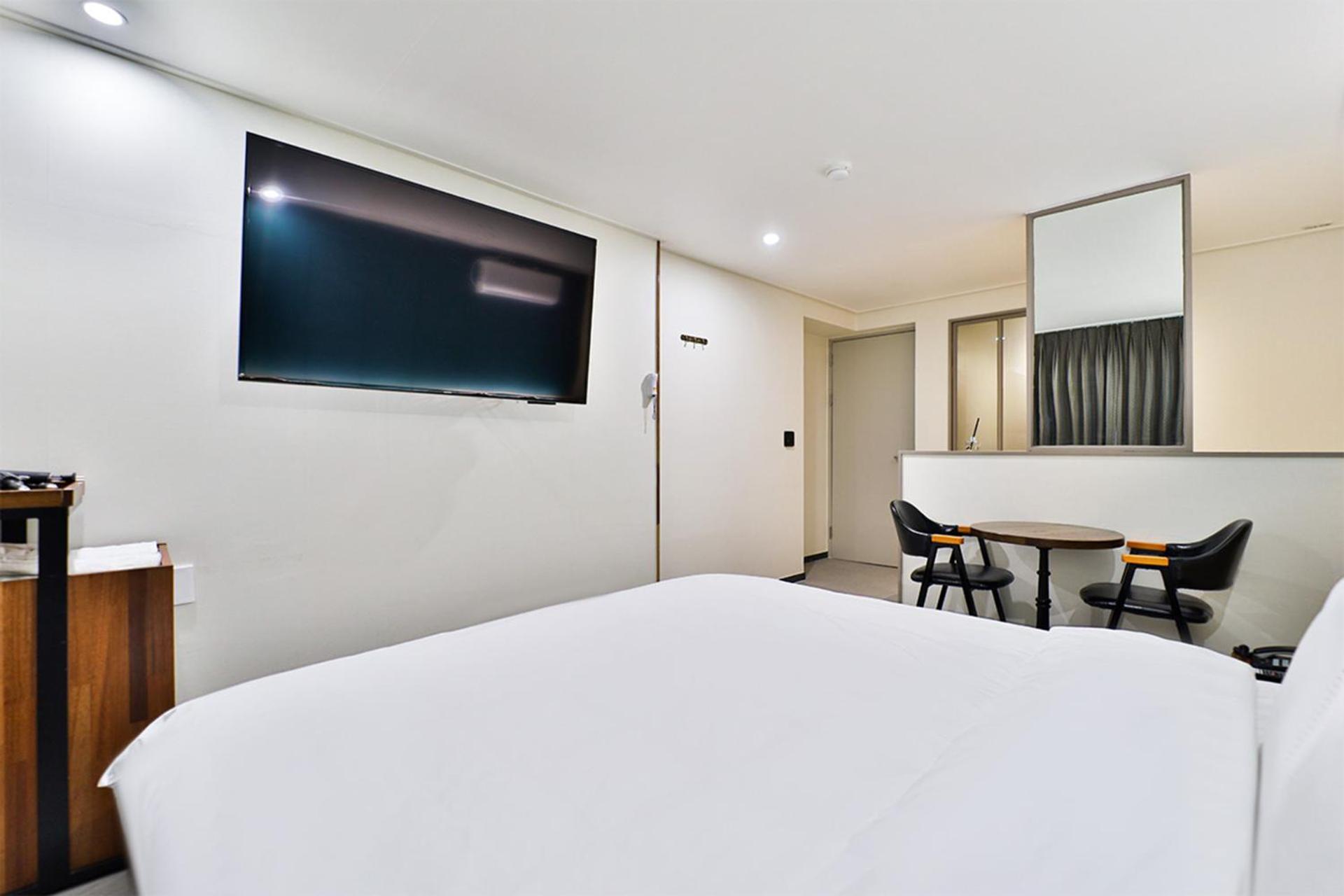 Calm Rest Hotel Busan Sasang Eksteriør billede